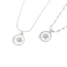Load image into Gallery viewer, WJW - 18K Gold PVD Sea Shell White Epoxy Charm