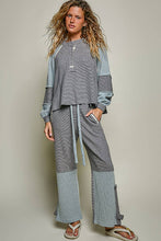 Load image into Gallery viewer, Solid Thermal Cut and Sew Knit Sweater Patch Top