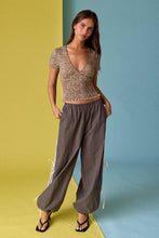 Load image into Gallery viewer, ATHLETIC STRIPED ELASTIC PANTS W/ BOWS - Charcoal