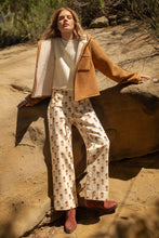 Load image into Gallery viewer, Scalloped Pointelle Knit Short Sleeve Sweater - Cream