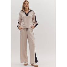 Load image into Gallery viewer, STYLE USA - Solid wide leg knit pants