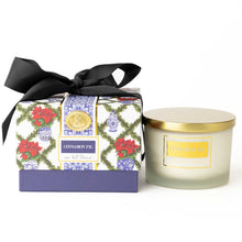 Load image into Gallery viewer, 8 Oak Lane - Cinnamon Fig 3-Wick Soy Candle in Printed Gift Box