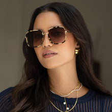 Load image into Gallery viewer, FREYRS Eyewear - Cosmo Acetate Womens Square Sunglasses
