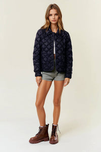 Over-Sized Collar Quilted Button-Down Jacket - Black