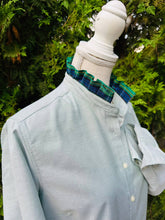 Load image into Gallery viewer, Pearly Vine - Mary Tyler Moore Holiday Ribbon Untucked Oxford - Grn w Grn