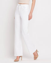 Load image into Gallery viewer, Vervet by Flying Monkey - 90's Vintage Flare White Jeans V3212