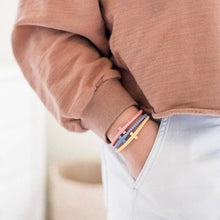 Load image into Gallery viewer, Ryan &amp; Rose - Jesus Bracelets - 25 Packs