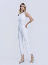 Load image into Gallery viewer, Vervet by Flying Monkey - Crop Straight White Jeans T7292WH
