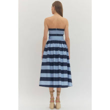 Load image into Gallery viewer, Striped strapless midi dress