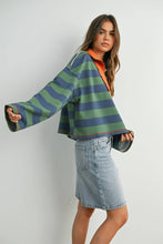 Load image into Gallery viewer, BUTTERMELON - Striped Quarter-Zip Contrast Collar Sweatshirt - BMT7974