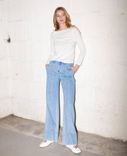 Load image into Gallery viewer, FLYING MONKEY - HIGH RISE SIDE POCKET TROUSER WIDE JEANS F5964