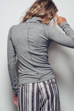 Load image into Gallery viewer, Turtleneck Knit Top - Grey