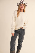 Load image into Gallery viewer, Contrast Scallop Knit Sweater