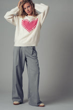 Load image into Gallery viewer, Heart Appliqué Knit Sweater