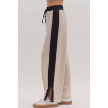 Load image into Gallery viewer, STYLE USA - Solid wide leg knit pants