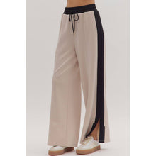 Load image into Gallery viewer, STYLE USA - Solid wide leg knit pants