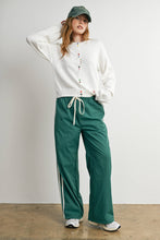 Load image into Gallery viewer, BUTTERMELON - Long Sleeve Buttoned Cropped Cardigan - BMC7906