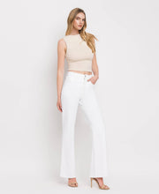 Load image into Gallery viewer, Vervet by Flying Monkey - 90's Vintage Flare White Jeans V3212