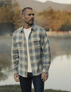 Mountain Overshirt in Blue Plaid