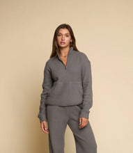 Load image into Gallery viewer, Longshoreman - Women&#39;s Quarter Zip - Smoke