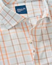 Load image into Gallery viewer, Everyday Performance Button Down Shirt - Texel