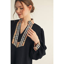 Load image into Gallery viewer, Plaid Contrast Mock Neck Top