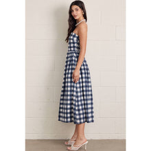 Load image into Gallery viewer, Gingham strapless midi dress