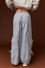 Load image into Gallery viewer, ATHLETIC STRIPED ELASTIC PANTS W/ BOWS - Charcoal