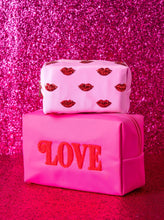Load image into Gallery viewer, Lips Pattern Pouch