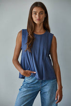 Load image into Gallery viewer, Knit Rayon Spandex Jersey Round Neck Sleeveless Top