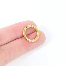 Load image into Gallery viewer, WJW - 18K Gold PVD Mini Circle Carabiner Charm Holder Clasp