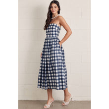 Load image into Gallery viewer, Gingham strapless midi dress