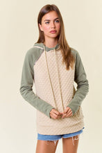 Load image into Gallery viewer, Quilted Knit Layer Hood Sweatshirt W/ Thumb hole