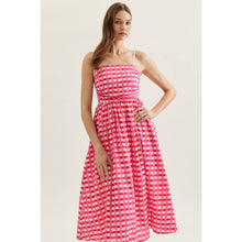 Load image into Gallery viewer, Checked sleeveless midi dress