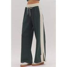 Load image into Gallery viewer, STYLE USA - Solid wide leg knit pants
